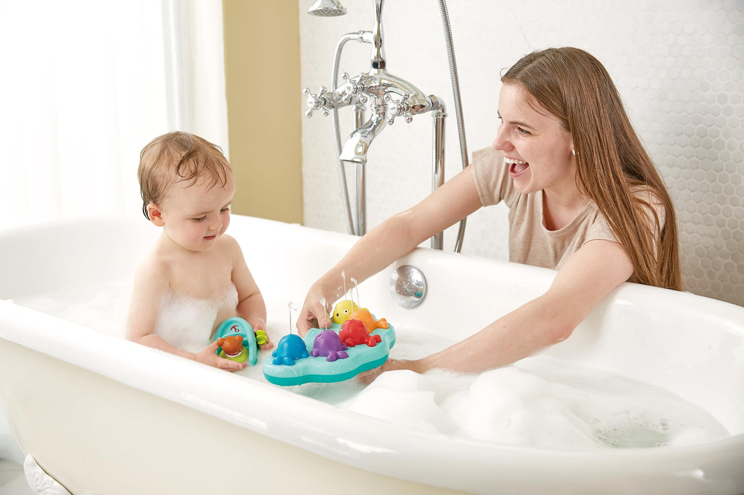 Hape Music Fountain Bath Toy – Whale Bath Toy with 2 Play Modes for Toddlers