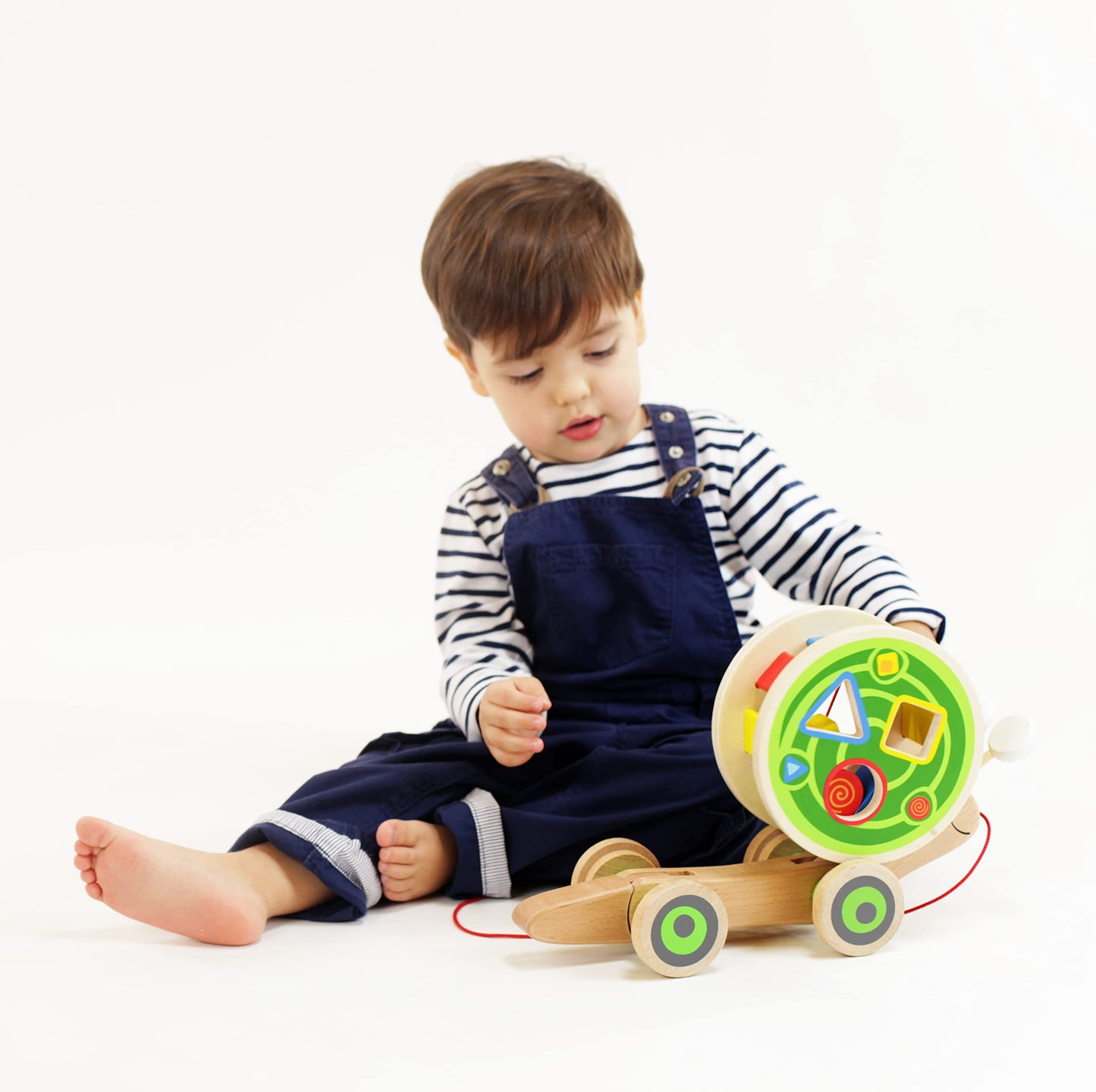 Hape Walk-A-Long Snail Pull Toy – Award-Winning Wooden Push-Pull for Toddlers