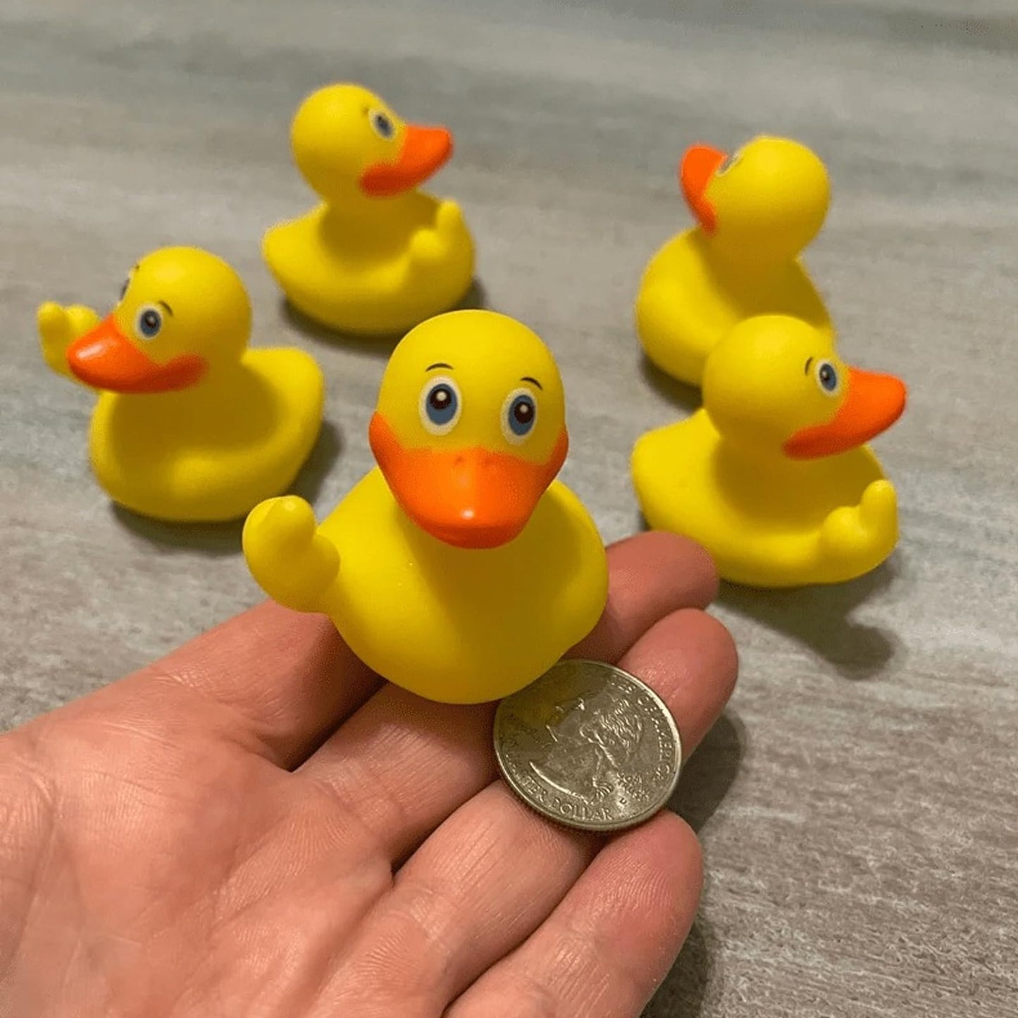 Harewu 3-Pack Rubber Ducks – Middle-Finger Duck Party Favors & Decor