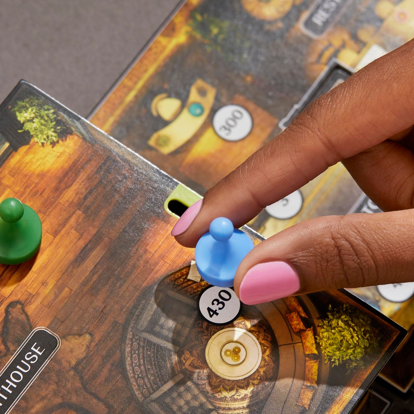 Clue Escape: Midnight Hotel Board Game – 1–6 Players, 90 Minutes | Hasbro Gaming