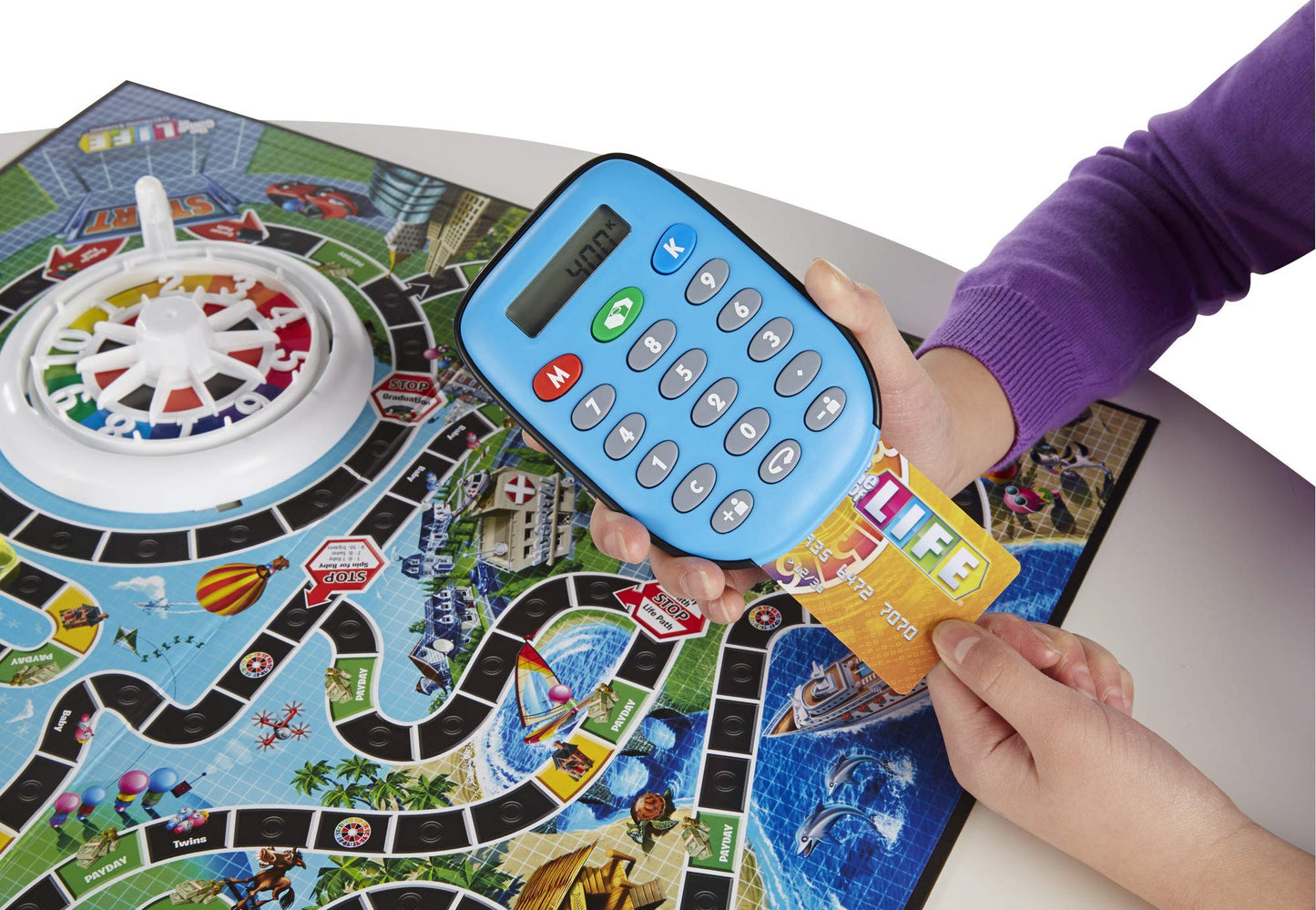 Hasbro Gaming The Game of Life Electronic Banking – Classic Family Board Game