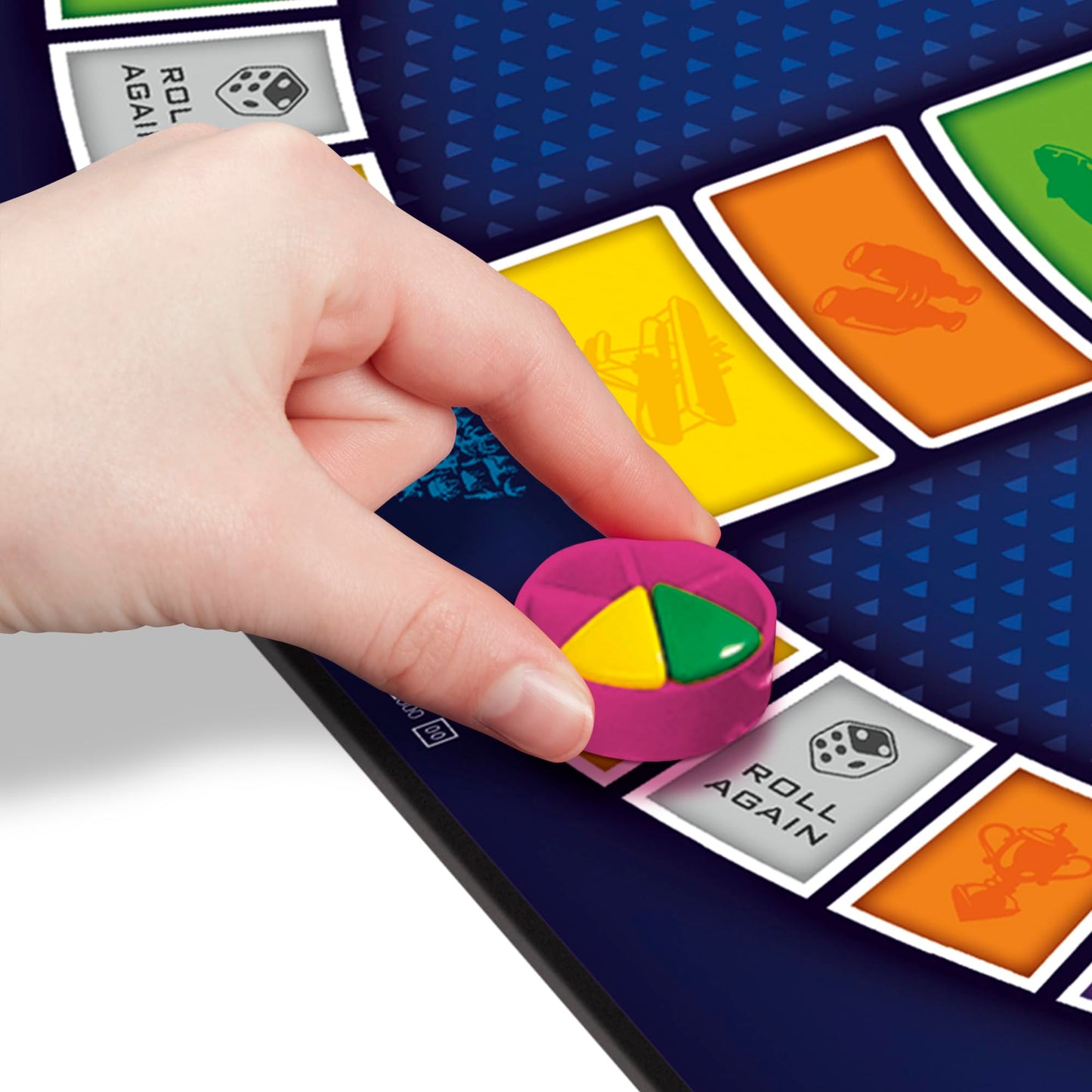 Hasbro Gaming Trivial Pursuit Master Edition – Timed Trivia Game for 2-6 Players