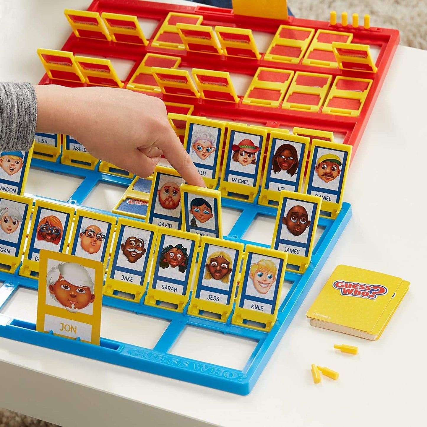 Guess Who? Original Guessing Game – Hasbro Gaming, 2 Players, Ages 6+