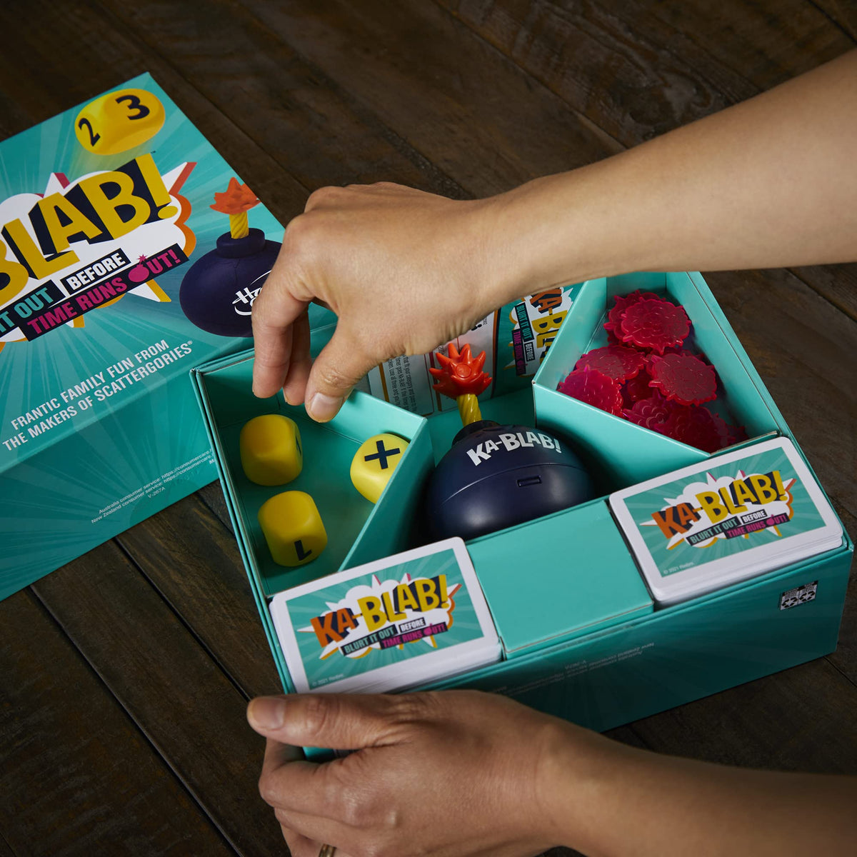 Hasbro Gaming Ka-Blab! Game – Fast-Paced Family Party Game from the Makers of Scattergories