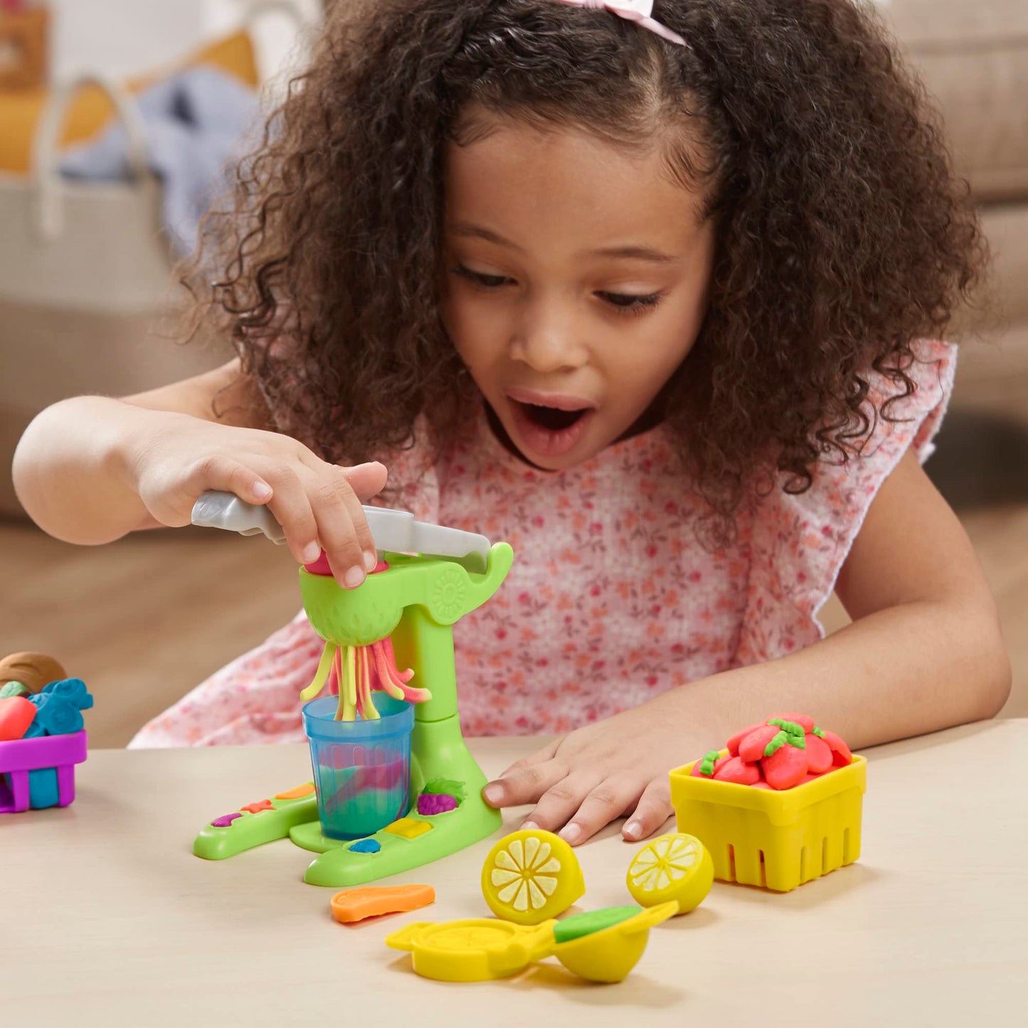 Hasbro Play-Doh Farmer's Market Kitchen Playset – 28 Accessories, 11 Colors | Preschool Toys