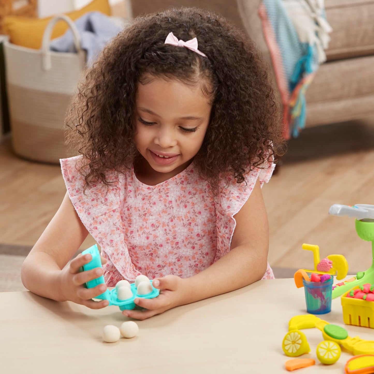 Hasbro Play-Doh Farmer's Market Kitchen Playset – 28 Accessories, 11 Colors | Preschool Toys