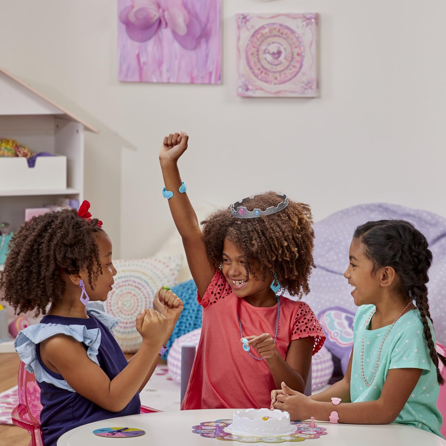 Pretty Pretty Princess Board Game – Classic Jewelry Dress-Up for Kids | Hasbro