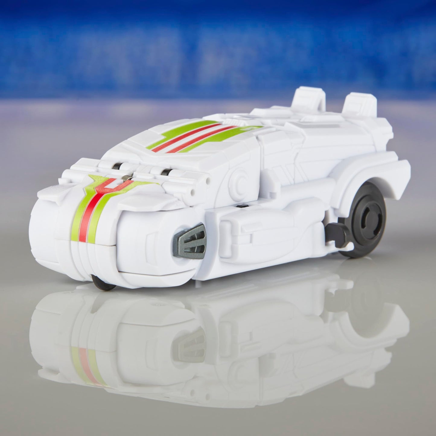 Transformers One Cog Changer Wheeljack 4-Inch Robot Action Figure – Interactive 2-in-1 Toy
