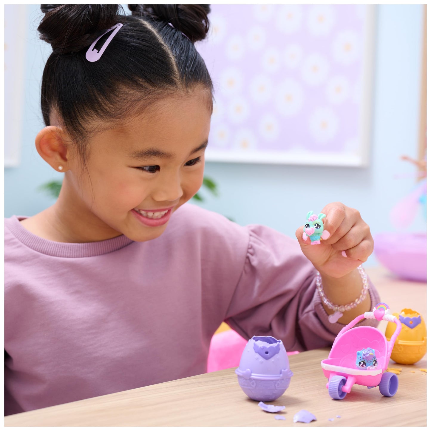 Hatchimals Alive Hatch N’ Stroll Playset – Self-Hatching Eggs, Stroller & 2 Mini Figures