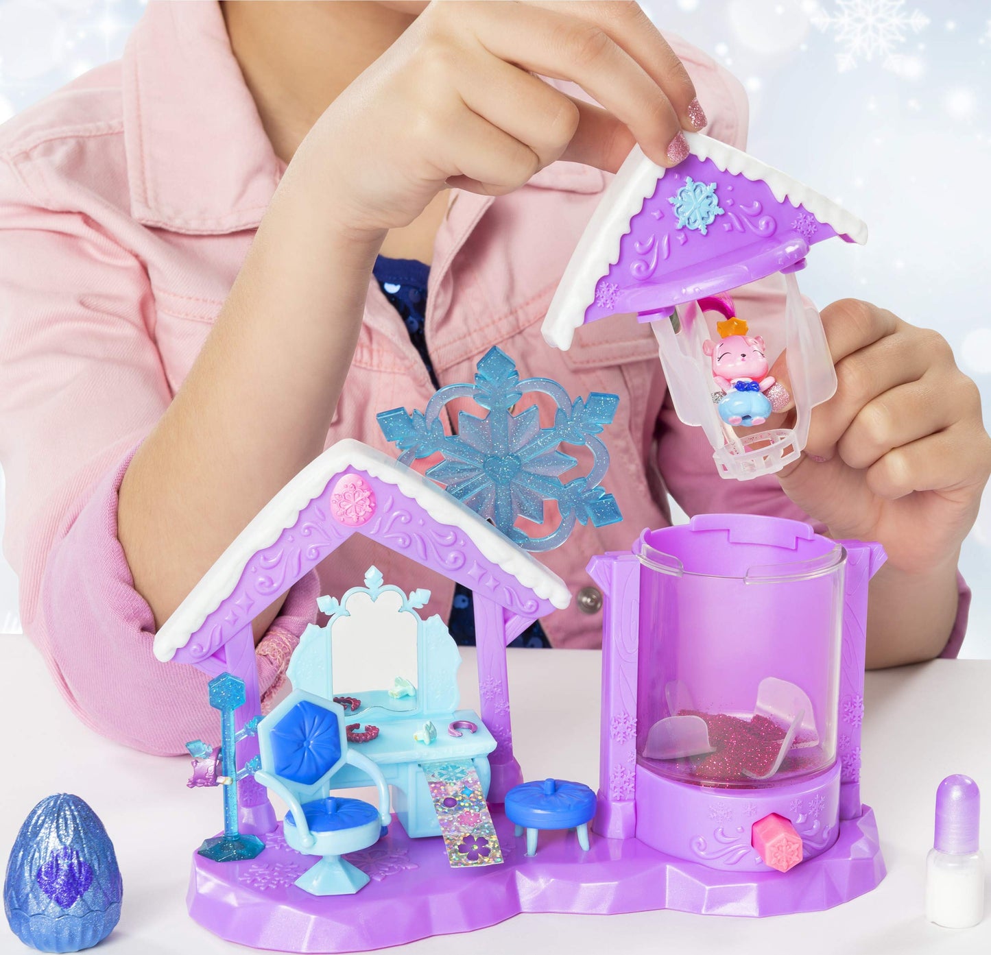 Hatchimals Glitter Salon Playset with 2 Exclusive Characters | CollEGGtibles