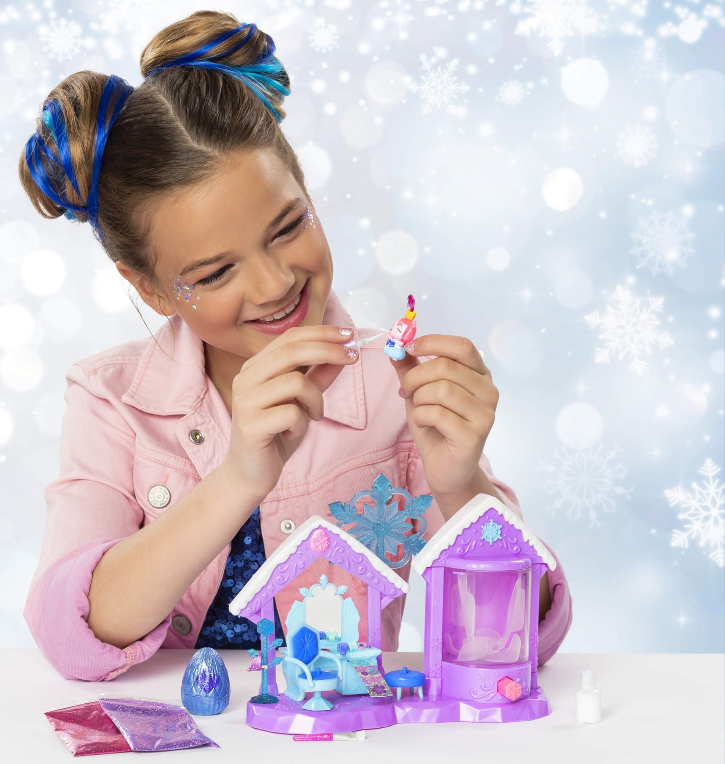 Hatchimals Glitter Salon Playset with 2 Exclusive Characters | CollEGGtibles