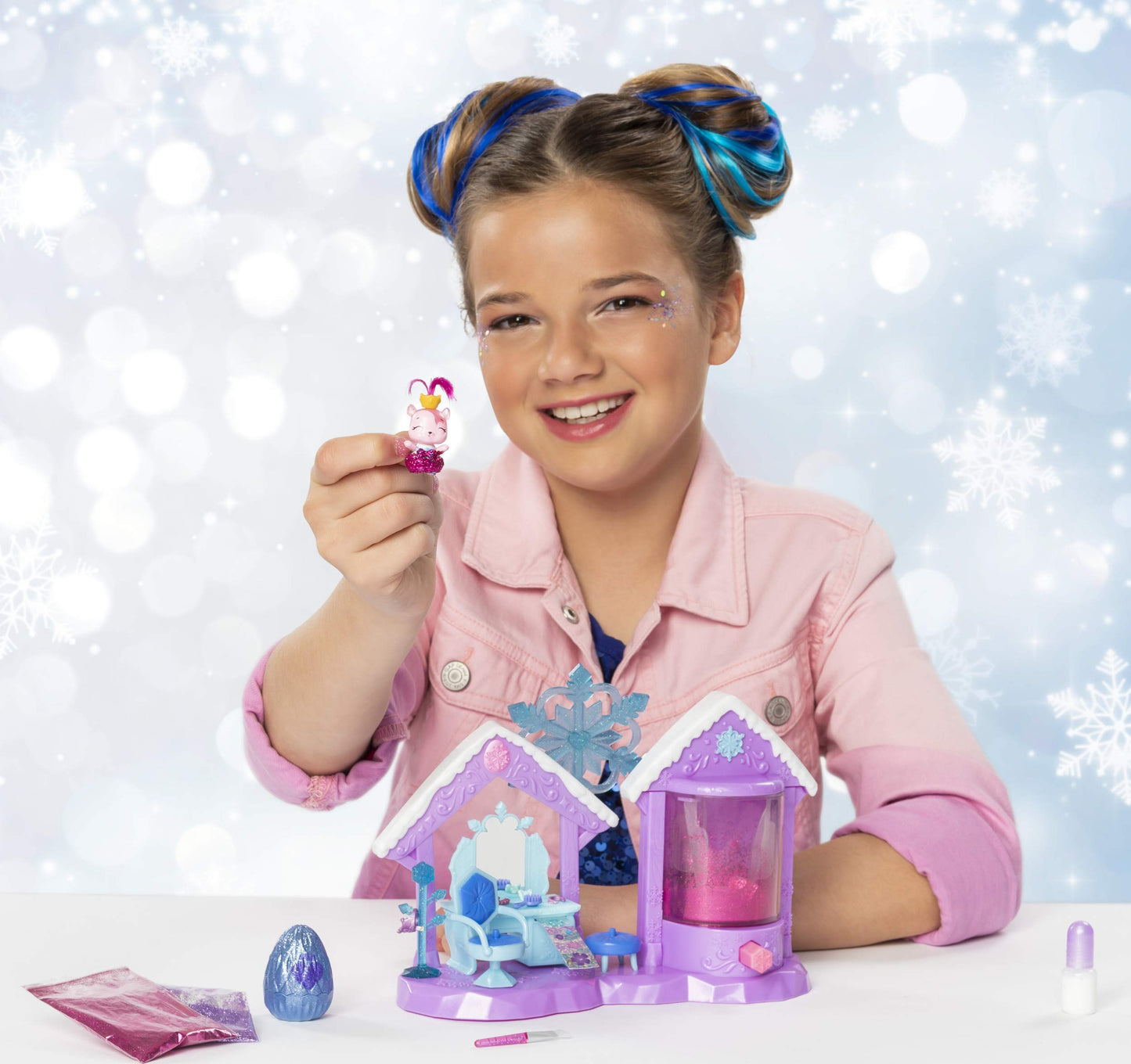 Hatchimals Glitter Salon Playset with 2 Exclusive Characters | CollEGGtibles