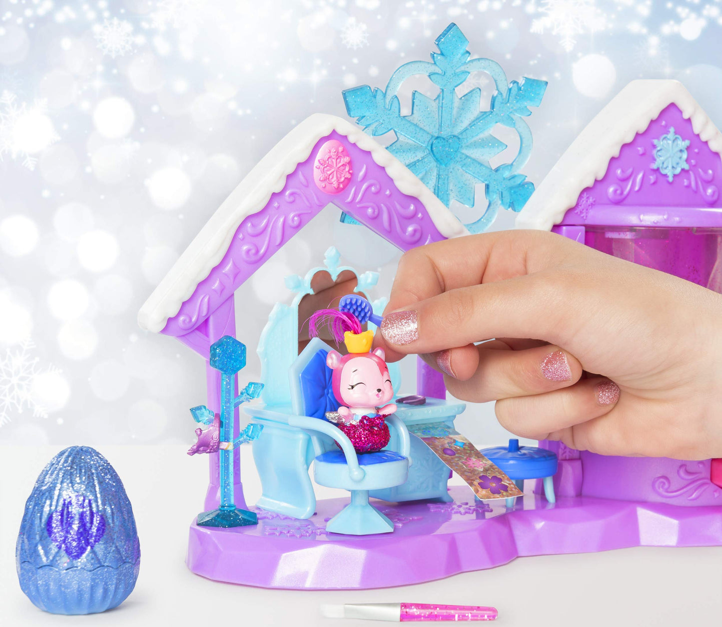 Hatchimals Glitter Salon Playset with 2 Exclusive Characters | CollEGGtibles