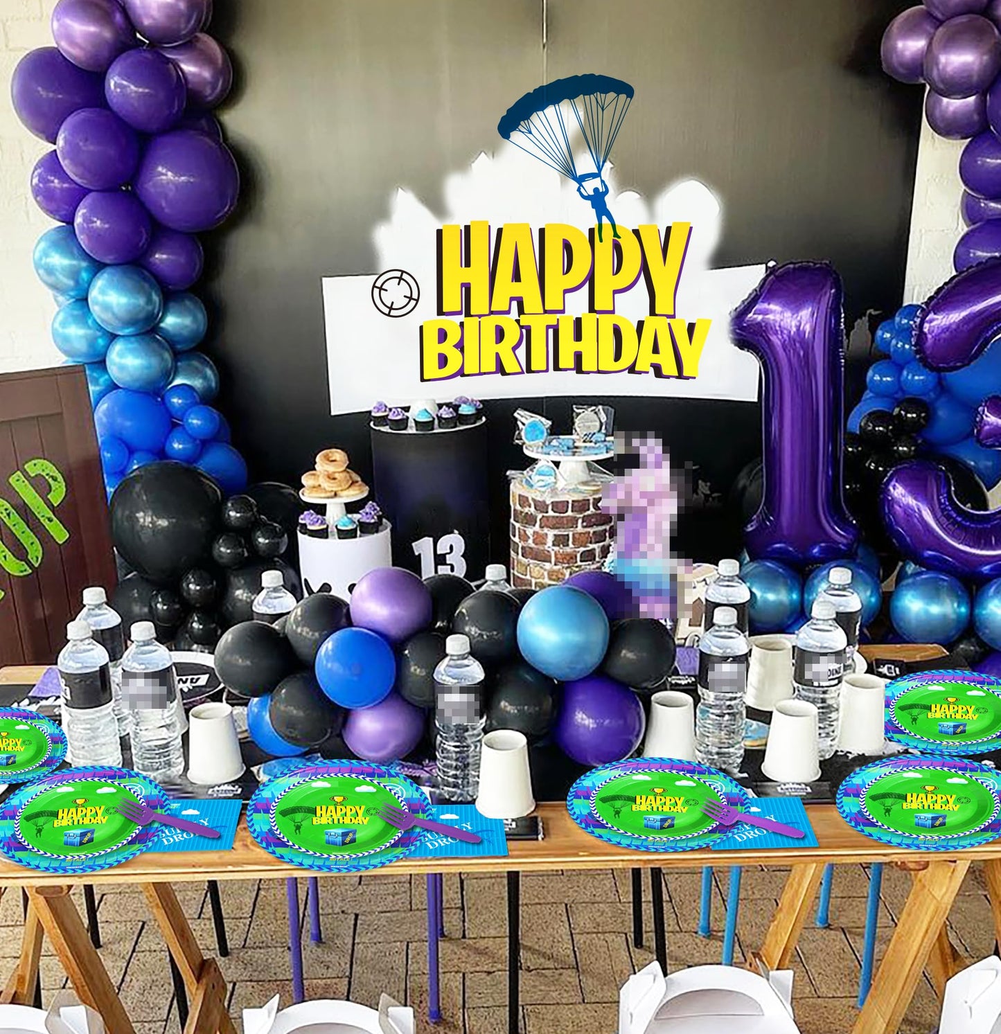 Haxpacal 64Pcs Video Games Llama Party Tableware Set – Plates, Forks & Napkins