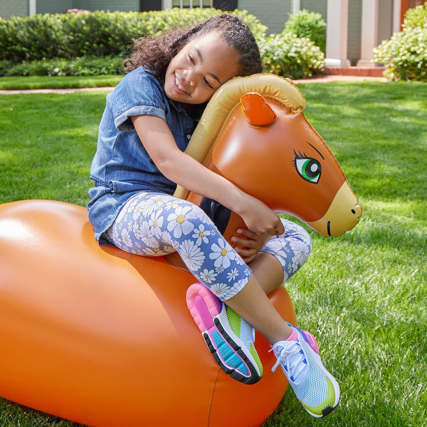 HearthSong Hop N Go Inflatable Horse – Kids’ Outdoor Riding Bouncy Toy (Ages 5+)