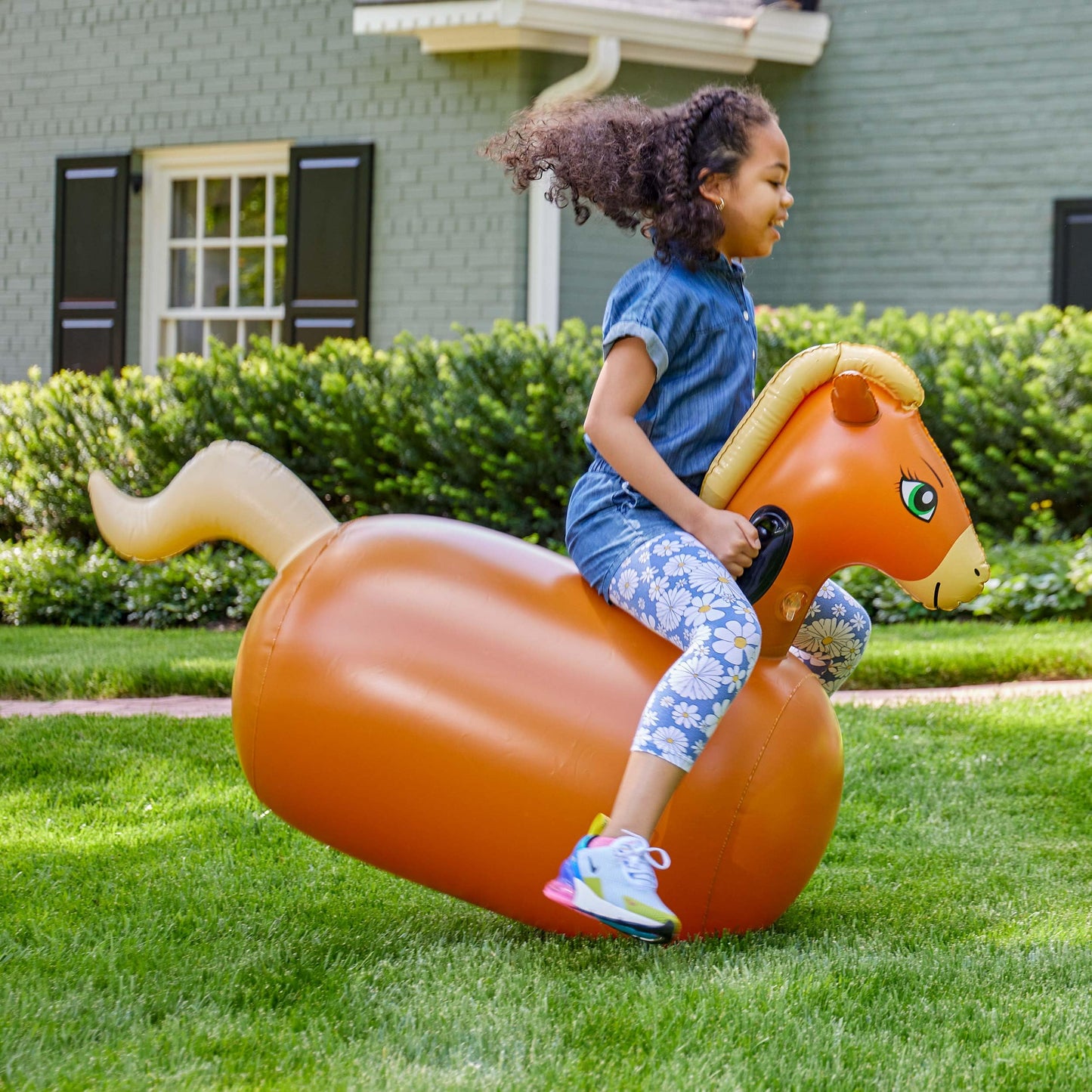 HearthSong Hop N Go Inflatable Horse – Kids’ Outdoor Riding Bouncy Toy (Ages 5+)
