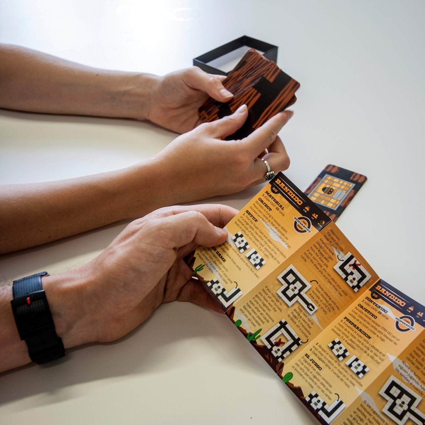 Bandido Card Game by Helvetiq — Cooperative Strategy & Route Building (Ages 6+, 1-4 Players, 15 Min)