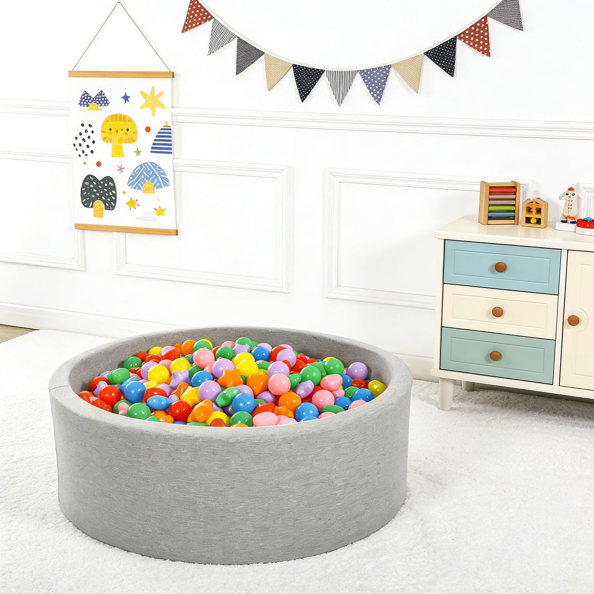 Heopeis 200 Star Ball Pit Balls Hearts — 7 Bright Colors, Phthalate Free & BPA Free, Storage Bag