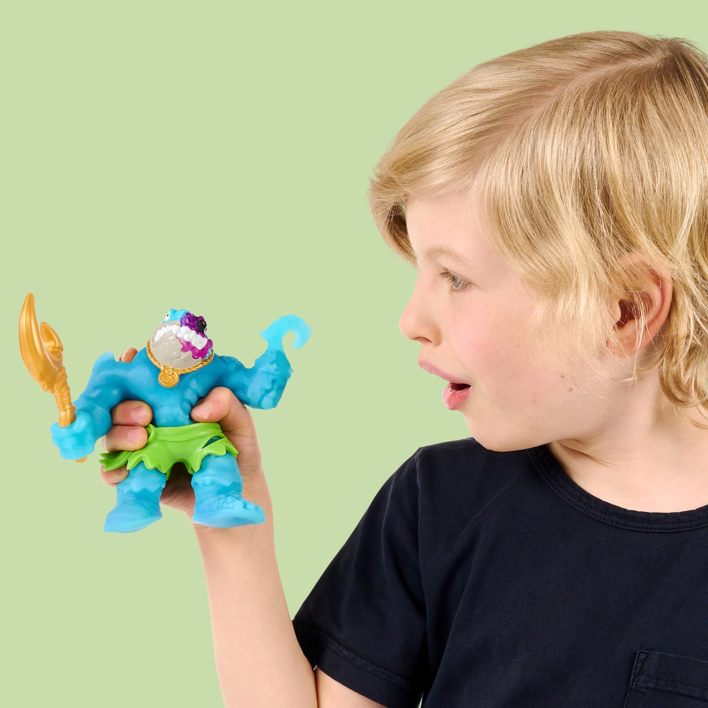 Heroes of Goo Jit Zu Cursed Goo Sea Thrash – Color-Changing Face, 3x Stretchable Hero