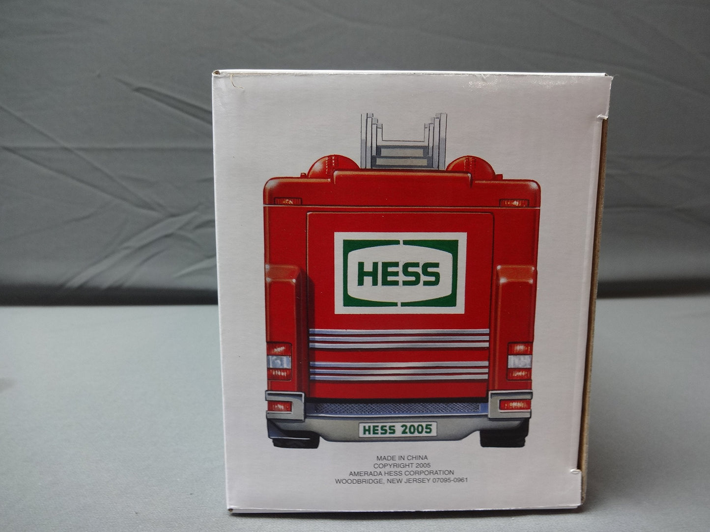 Hess 2005 Emergency Truck with Rescue Vehicle | Lights, Sounds & Friction Motor