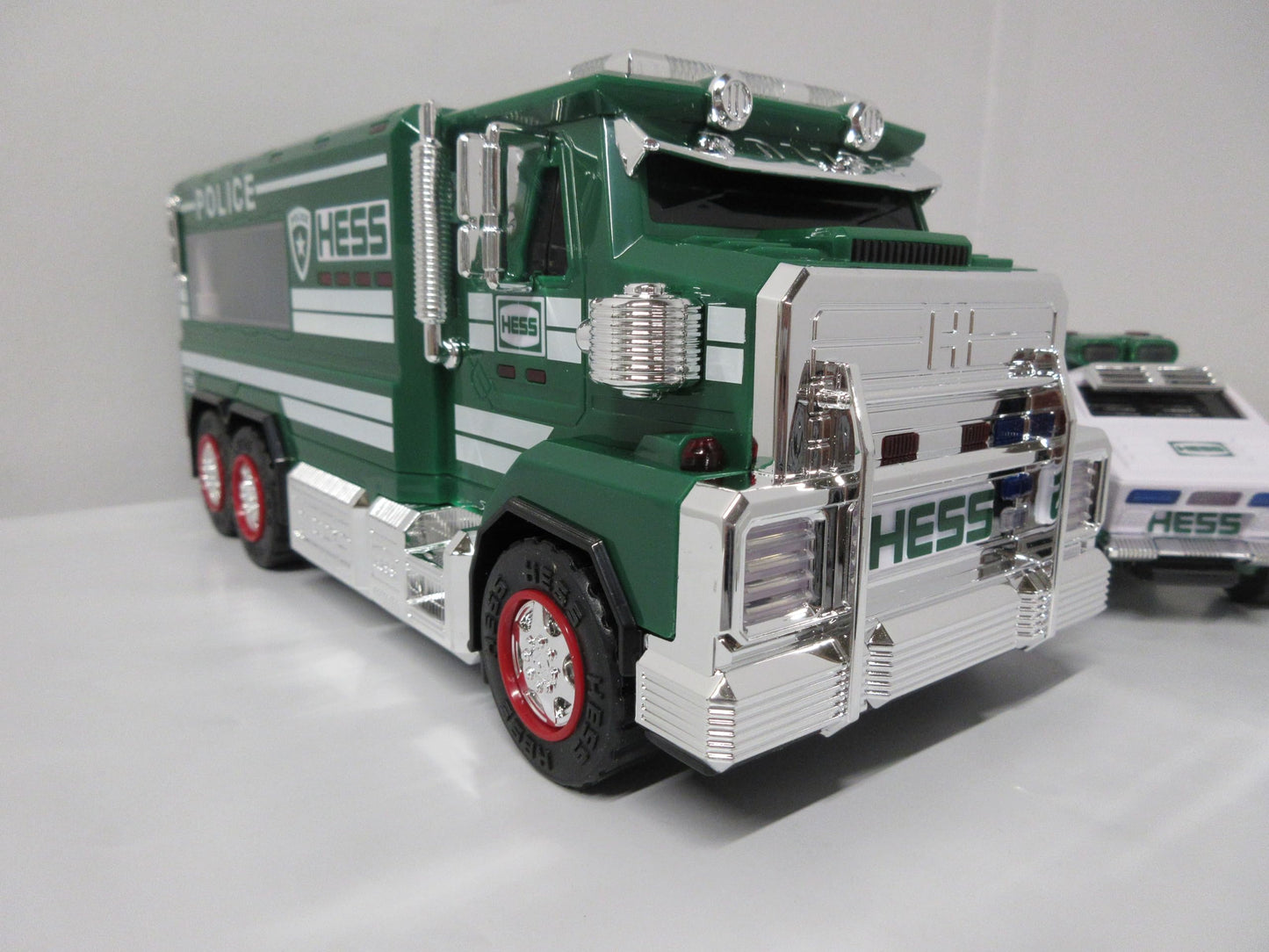 Hess Toy Truck 2023 Police Truck & Cruiser – Chrome Lights & Sounds