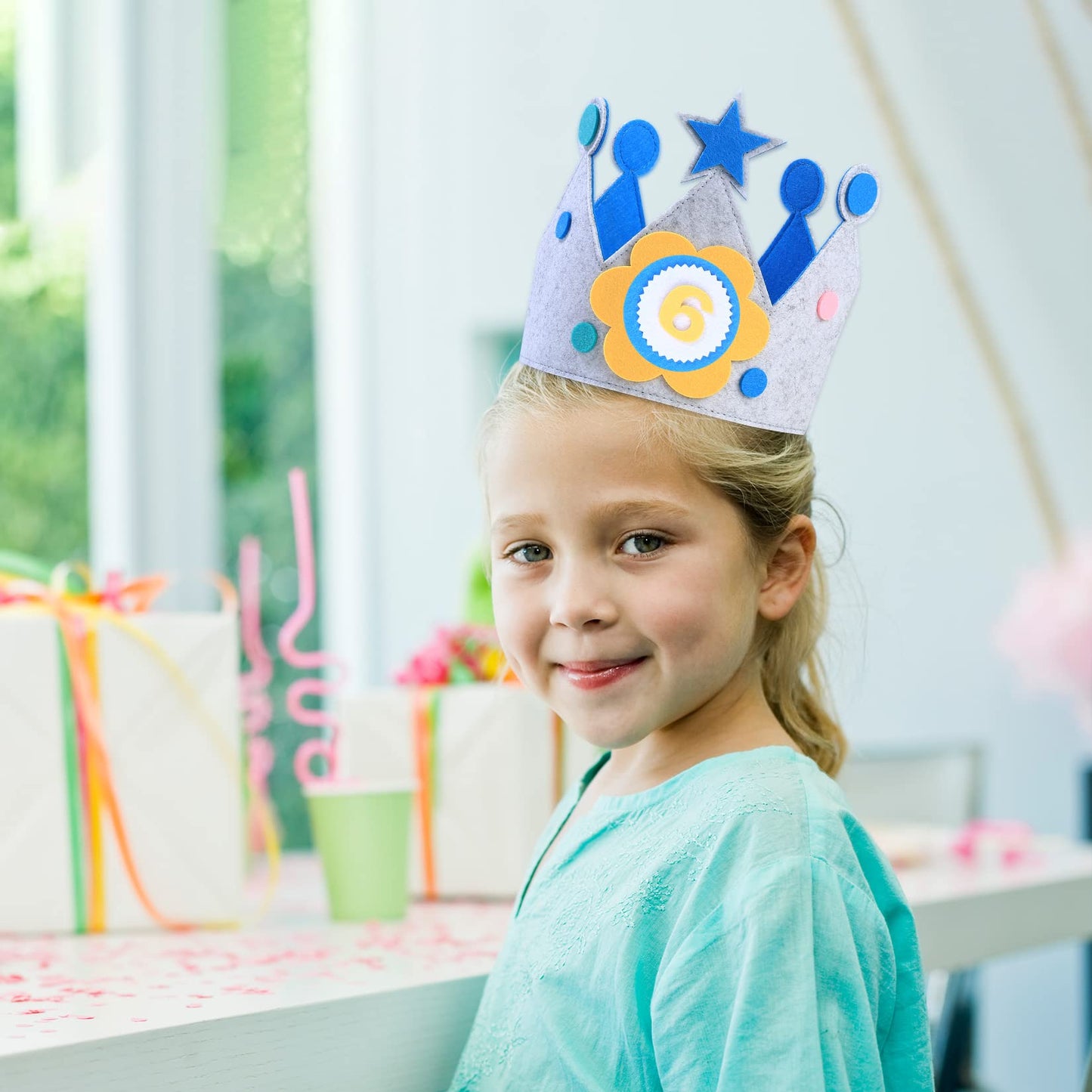HexinYigjly Kids Birthday Crown – Adjustable Felt with 0-9 Numbers and 3D Stickers