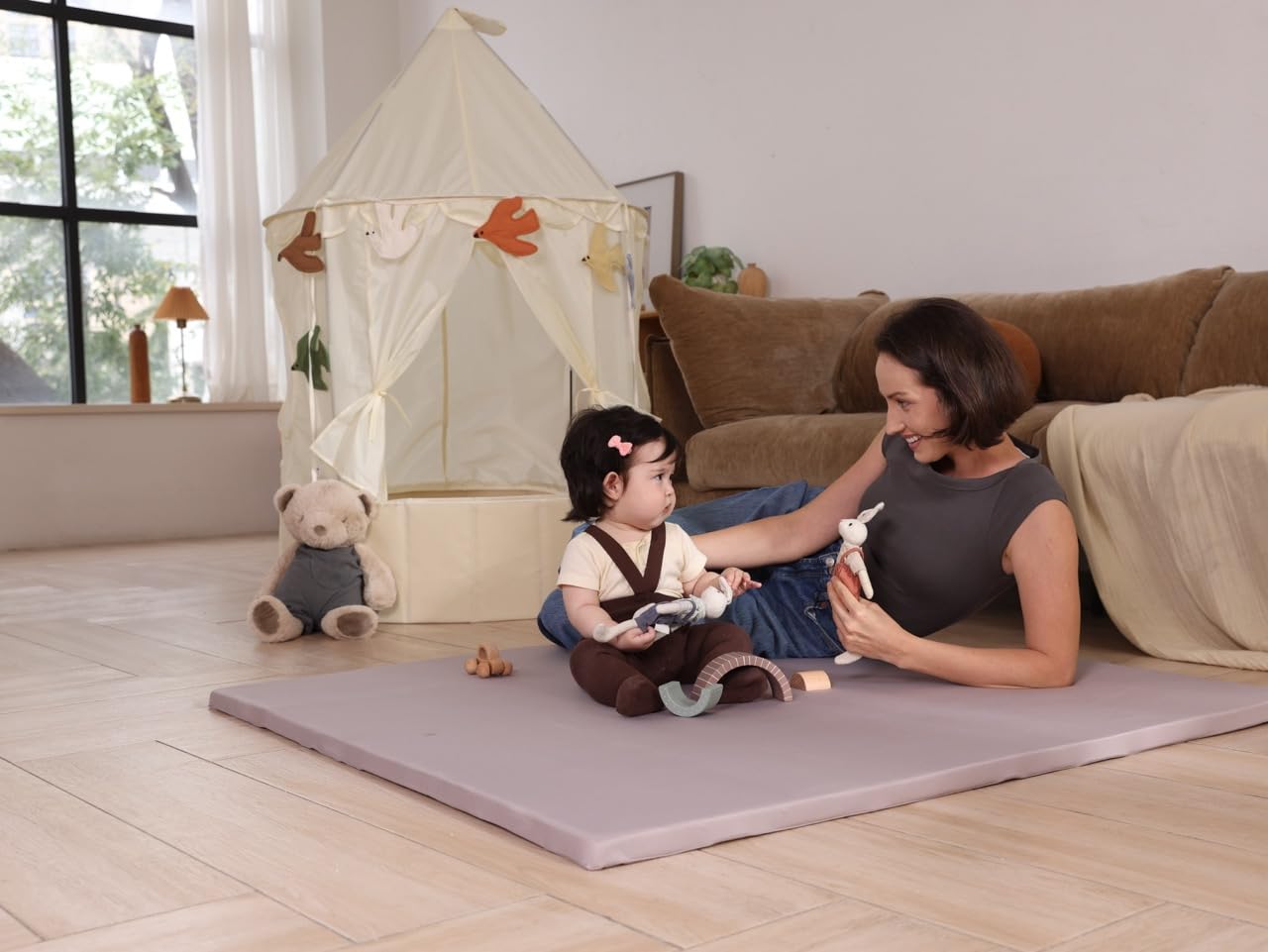 Hikiddy 3-in-1 Play Tent with Ball Pit – Foldable Beige Playhouse with Star Lights