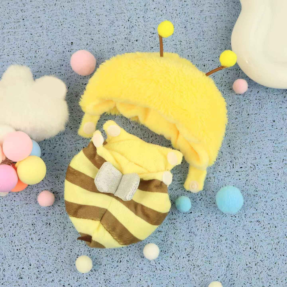 HiOKOU Labubu 17cm Doll Clothes – Cute Animal Outfits for Dress Up (Bee)