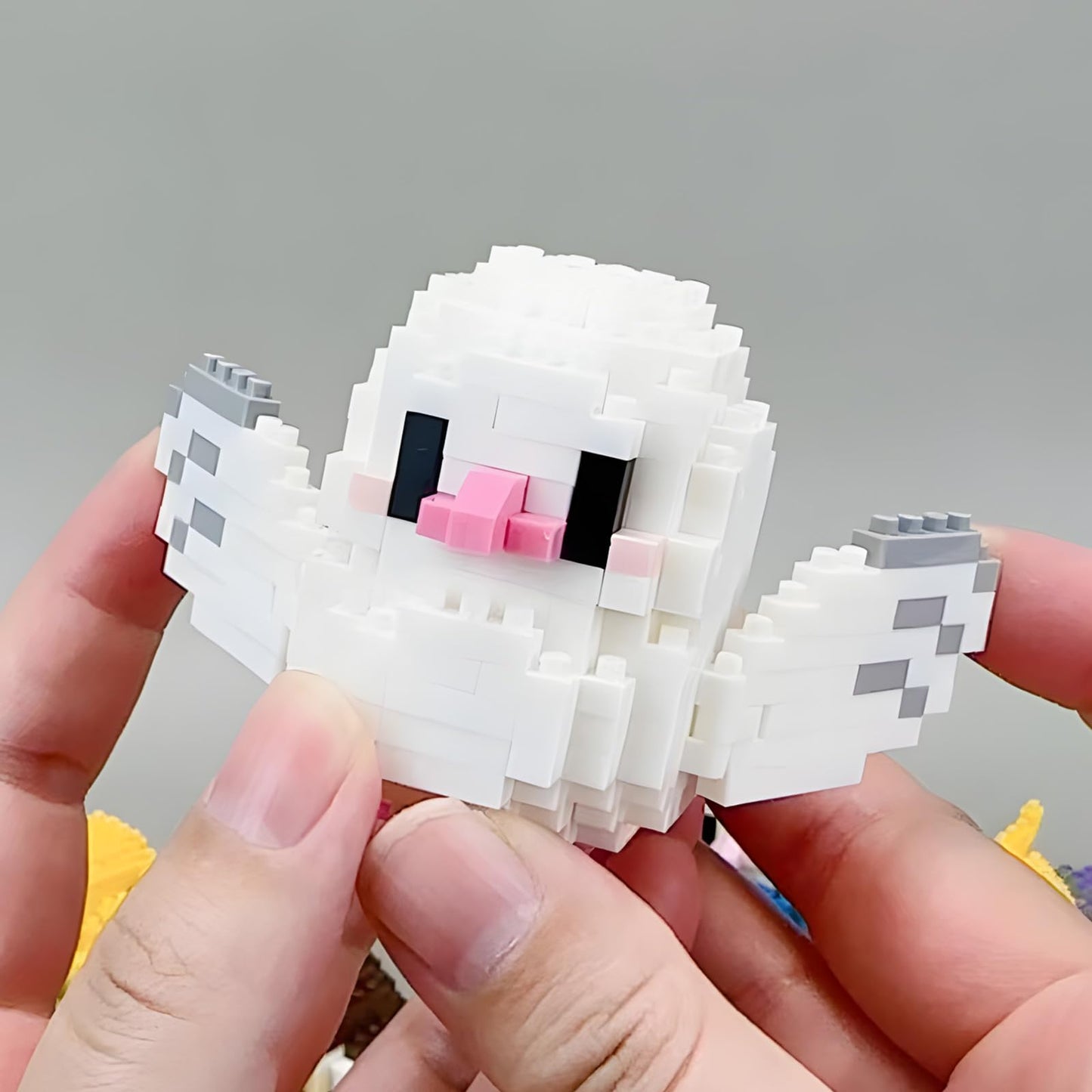 HJPLPXH Parrots Micro Mini Building Block Sets — 6-Box Bird-Themed Mini Bricks for Kids
