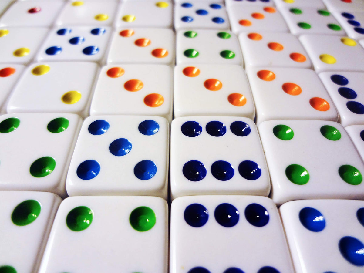 Hobby Monsters: 10 D6 16mm White Dice with Multi-Colored Pips
