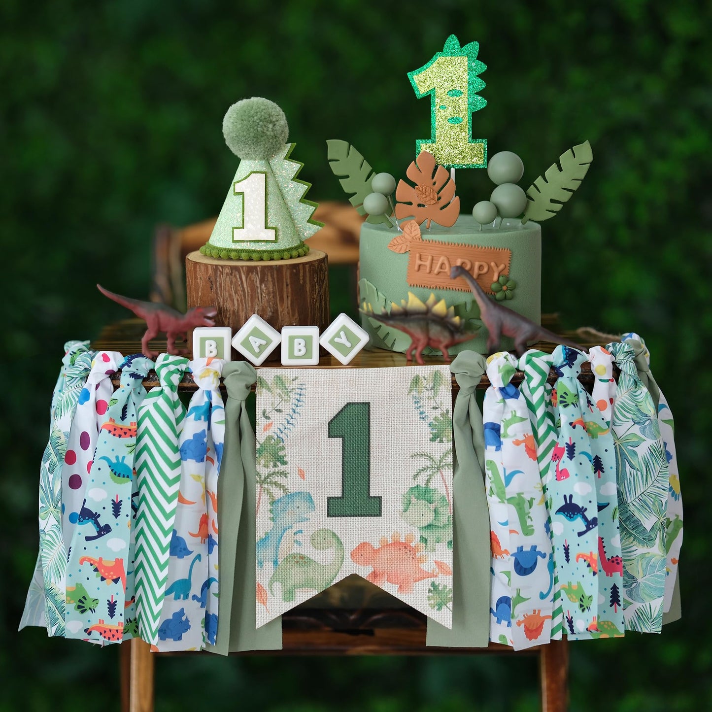 HODIHIWI Dinosaur Theme 1st Highchair Banner — Green Tassel Garland, Hat & Cake Topper