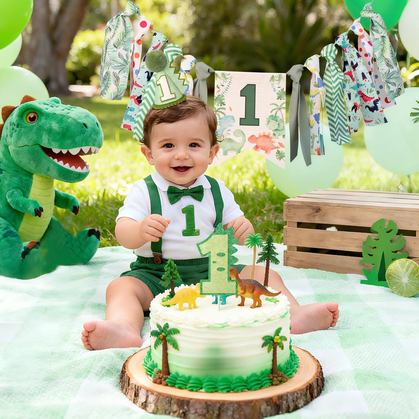 HODIHIWI Dinosaur Theme 1st Highchair Banner — Green Tassel Garland, Hat & Cake Topper