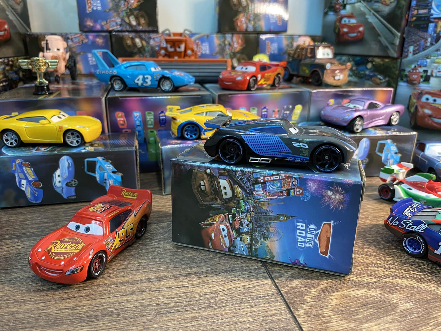 HOMETEAM SP Die-Cast Racers – Safe Alloy Toy Cars in Color Gift Box (Jackson), 3+ Years
