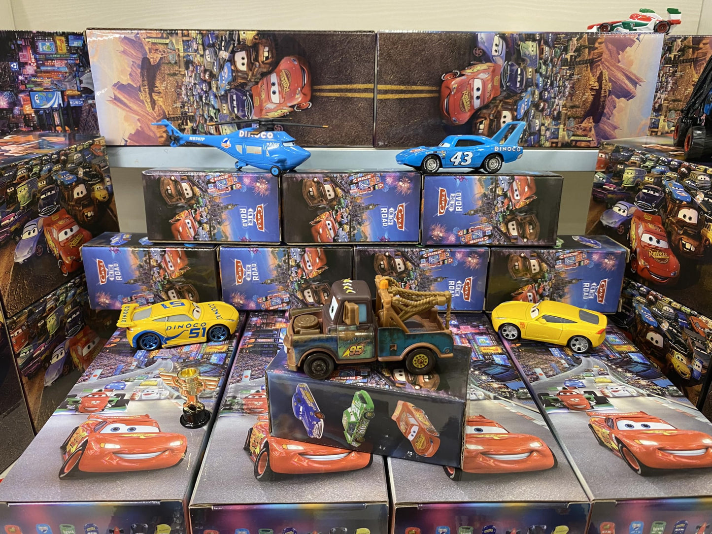 HOMETEAM SP Die-Casting Racers – Durable Alloy Toy Cars in Color Box Packaging, Gift for 3+