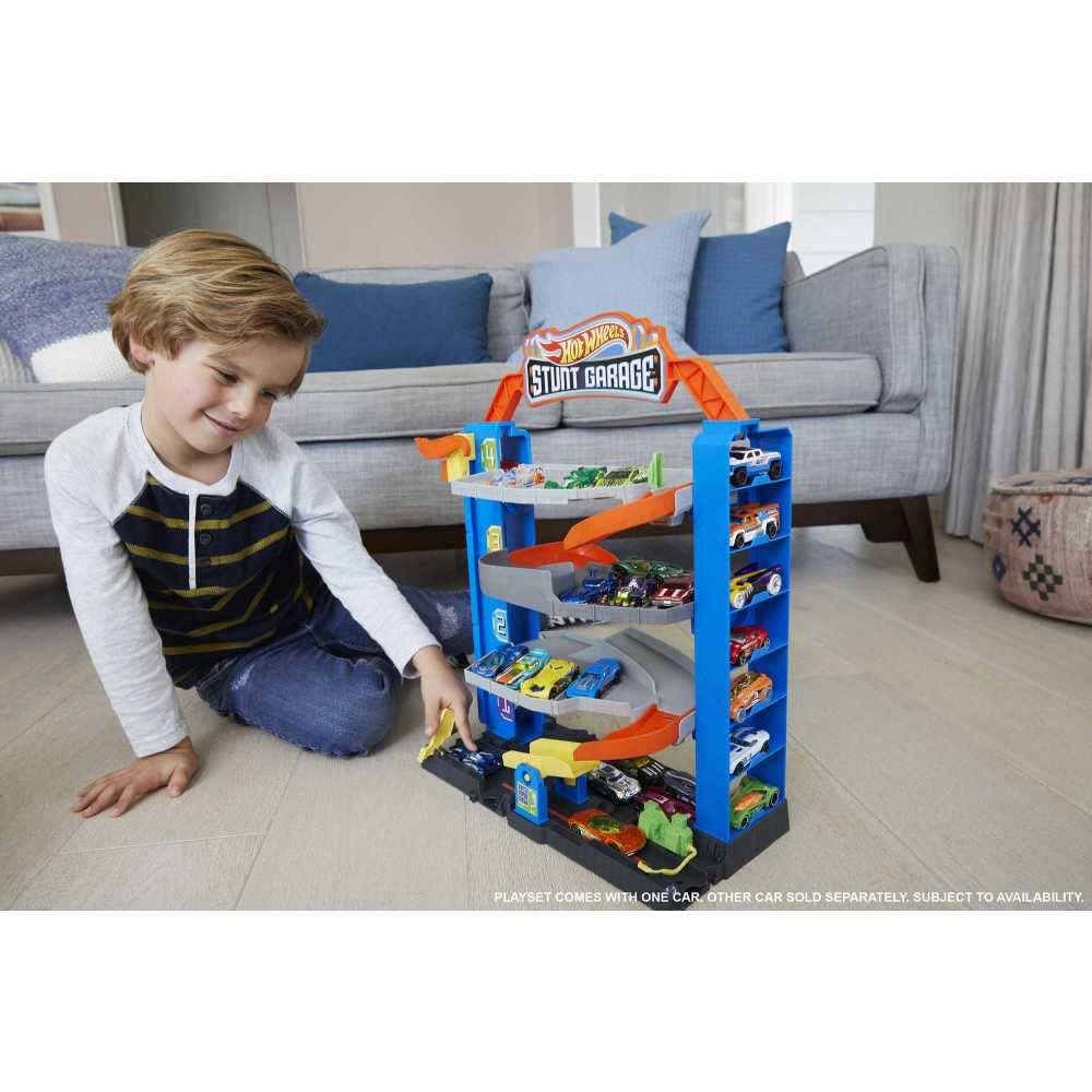 Hot Wheels City Stunt Garage Play Set — Elevator to Upper Levels, 4 Levels, Connects to Other Sets