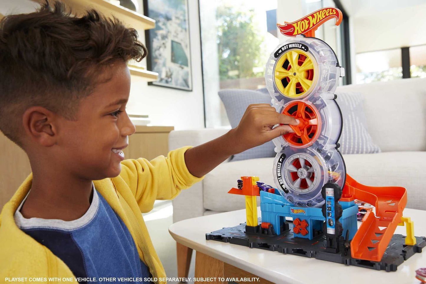 Hot Wheels City Super Twist Tire Shop Playset – Spin the Key to Move Cars Through Tires, Includes 1 Car (Amazon Exclusive)