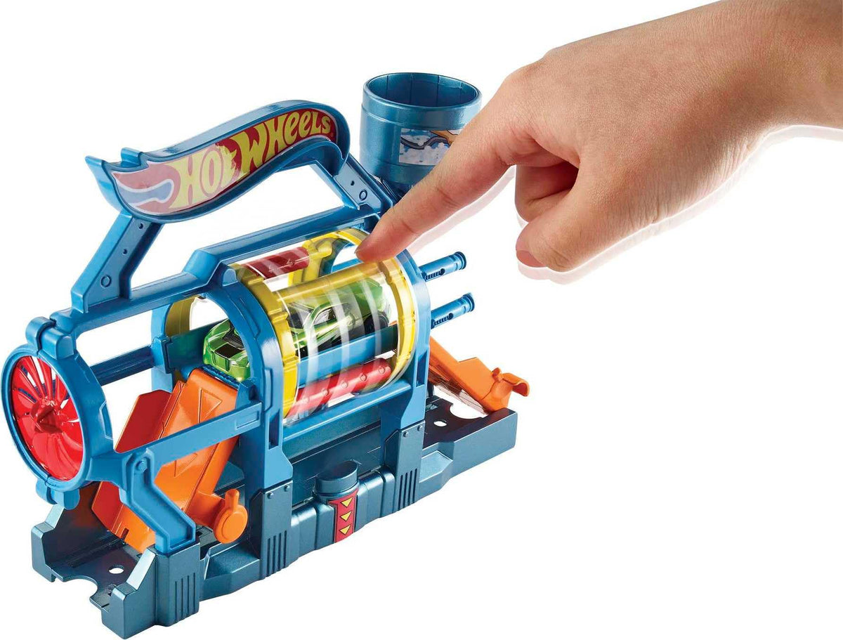 Hot Wheels Turbo Jet Car Wash Playset – Fold-Out Action with Connectable Track