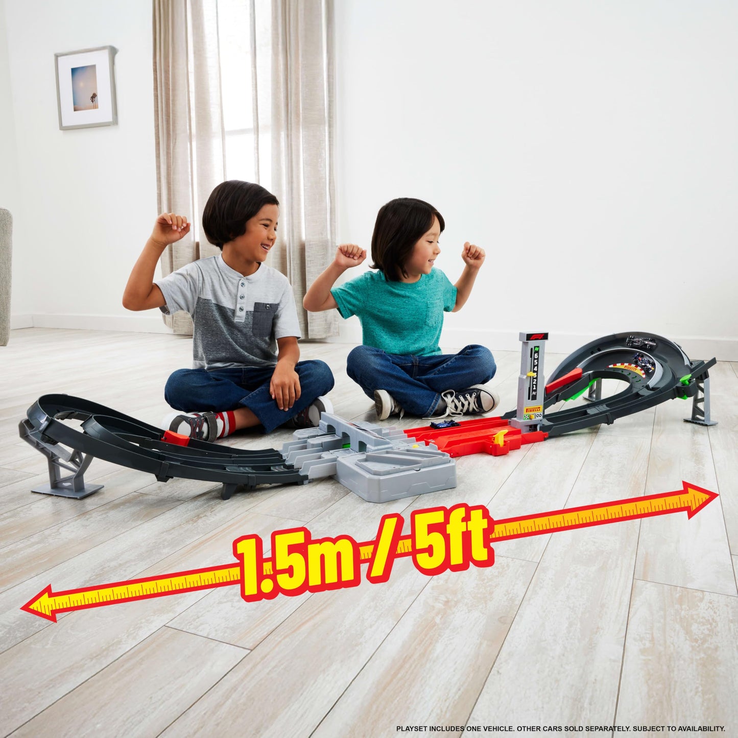 Hot Wheels Formula 1 Grand Prix Circuit Track Set – 3 Die-Cast Cars, Dual Racing Modes & Motorized Booster