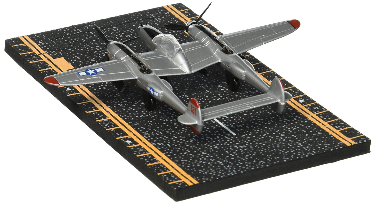 Hot Wings Planes P-38 Lightning with Connectible Runway Die Cast Plane