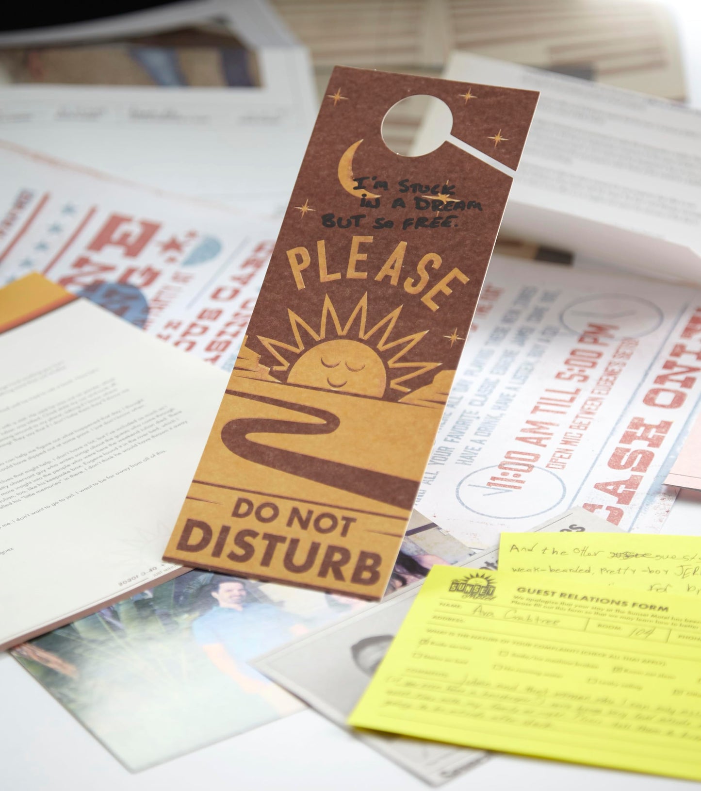 Hunt A Killer: Murder at the Motel — Immersive Mystery Game for 14+
