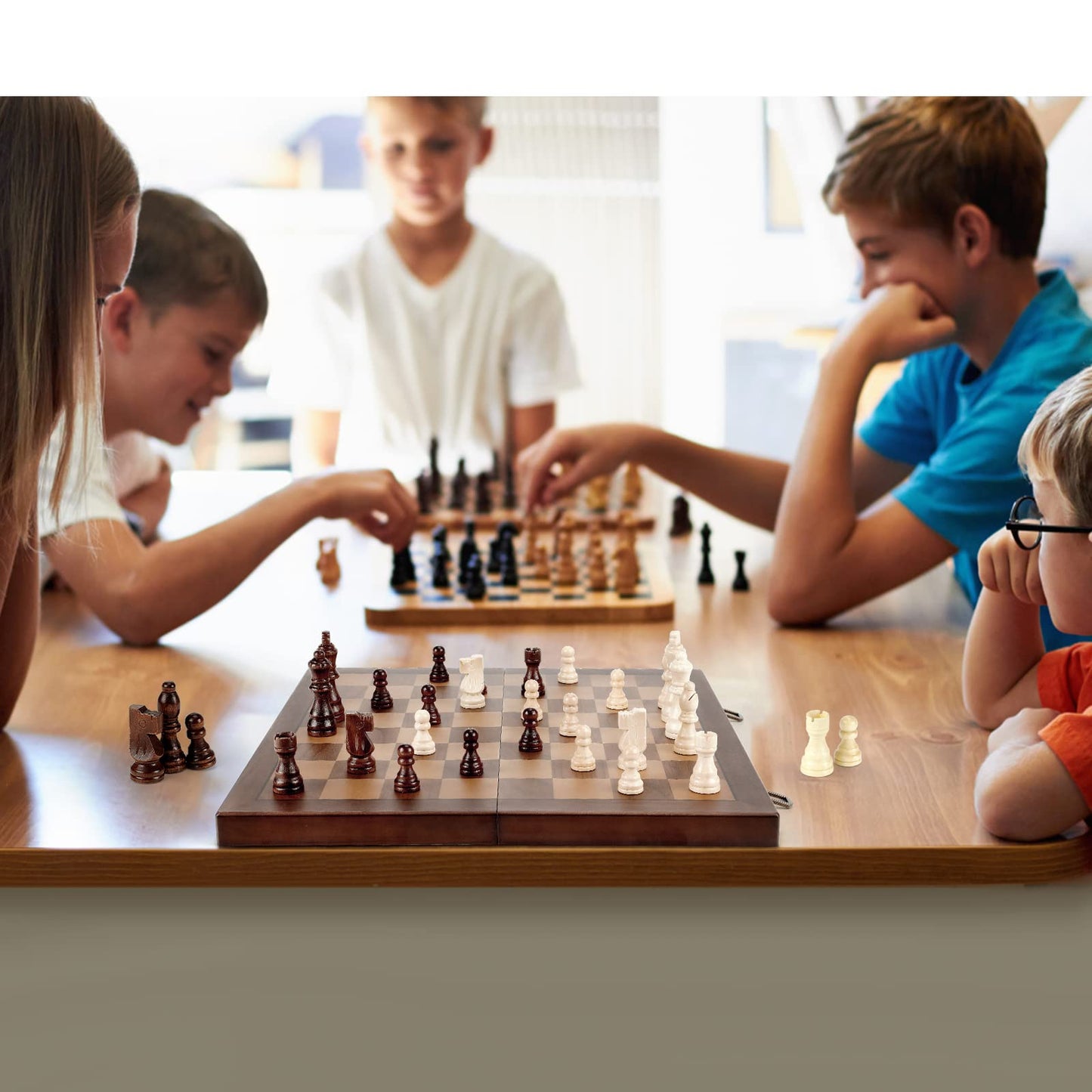 Hurdaos Magnetic Wooden Chess Set – Folding 12-Inch Board with Handmade Pieces