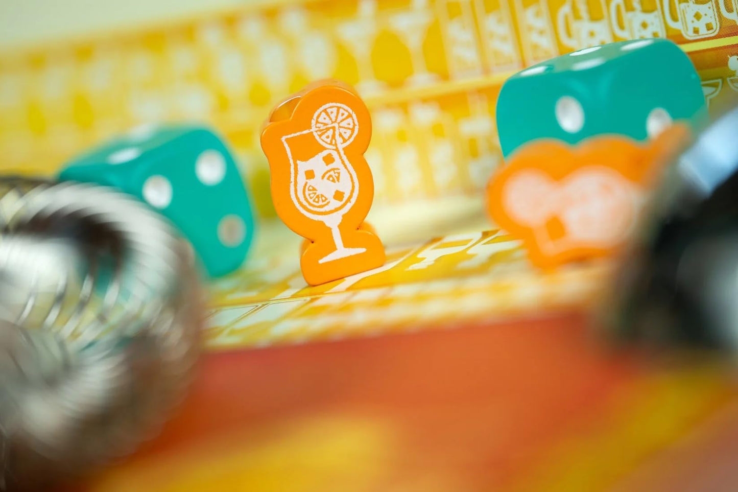 IELLO Pina Coladice — Vibrant, Quick-Play Dice Game for All Ages