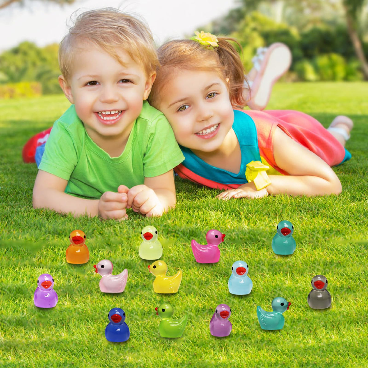 IEUHDKWL Mini Resin Ducks – Glow-in-the-Dark 16 Colors (128 PCS)