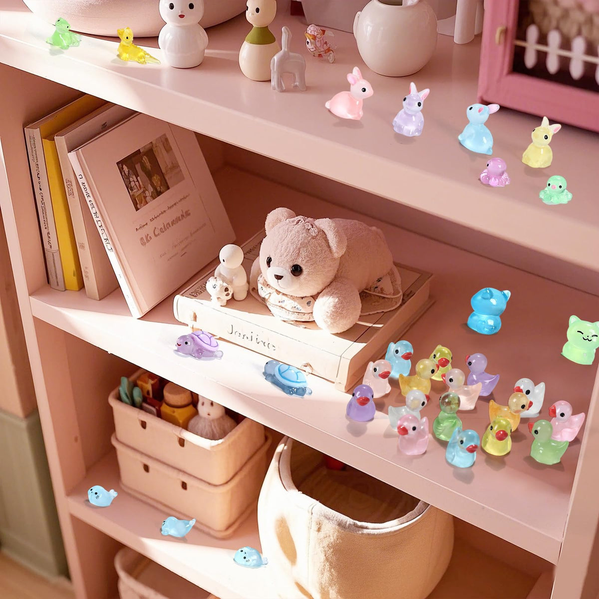IHFAIO 100Pcs Mini Resin Animals Glow-in-the-Dark for DIY, Garden & Dollhouse