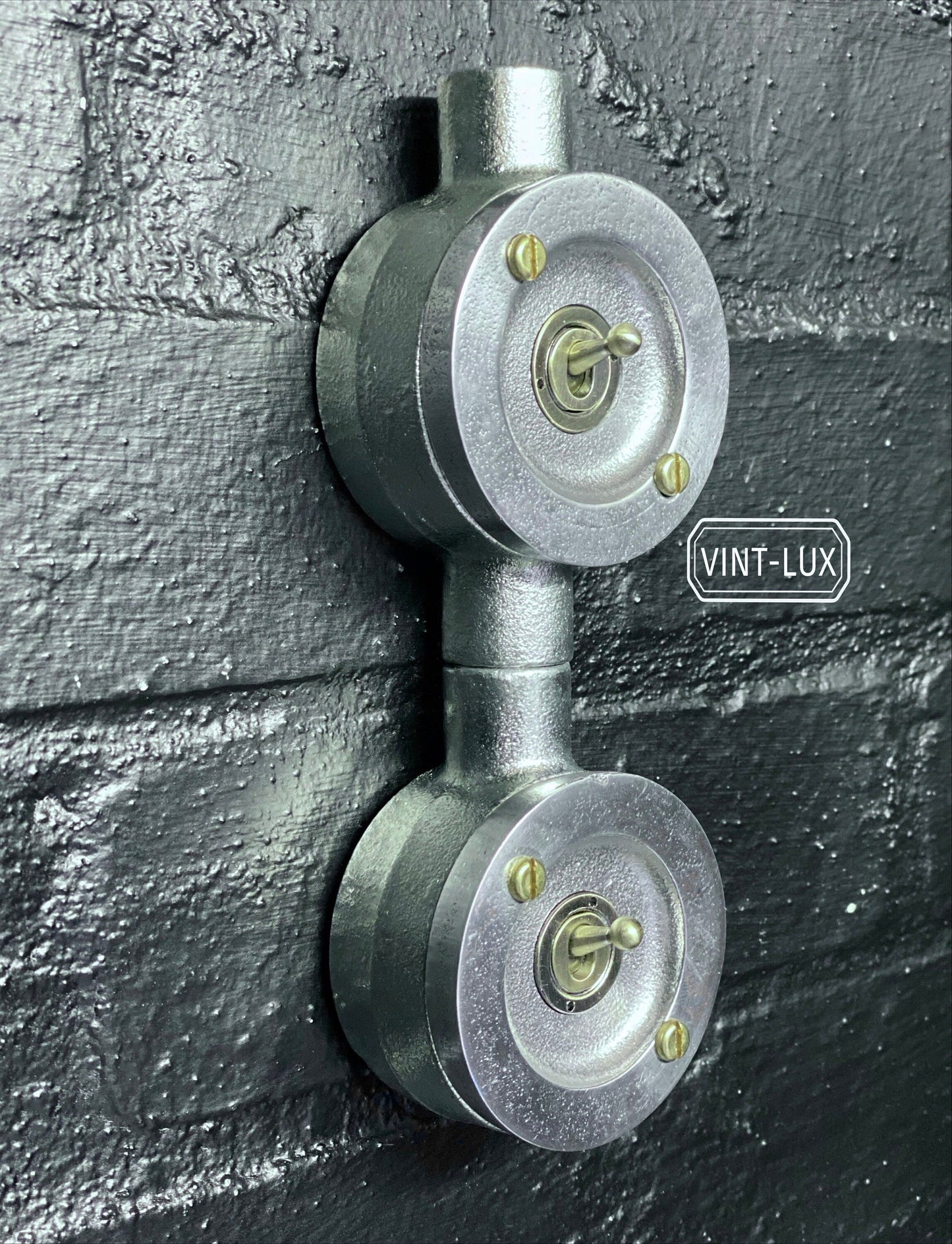 Double Gang Solid Cast Conduit Metal Light Switch Industrial 2 Way