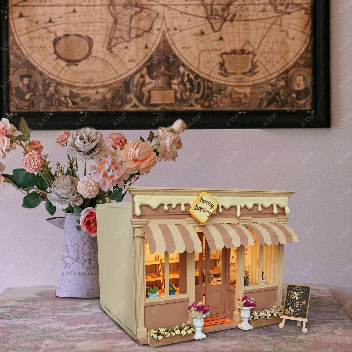 iLAND Wooden Dollhouse Room Box 1:12 Scale – Mini Store & Coffee Shop