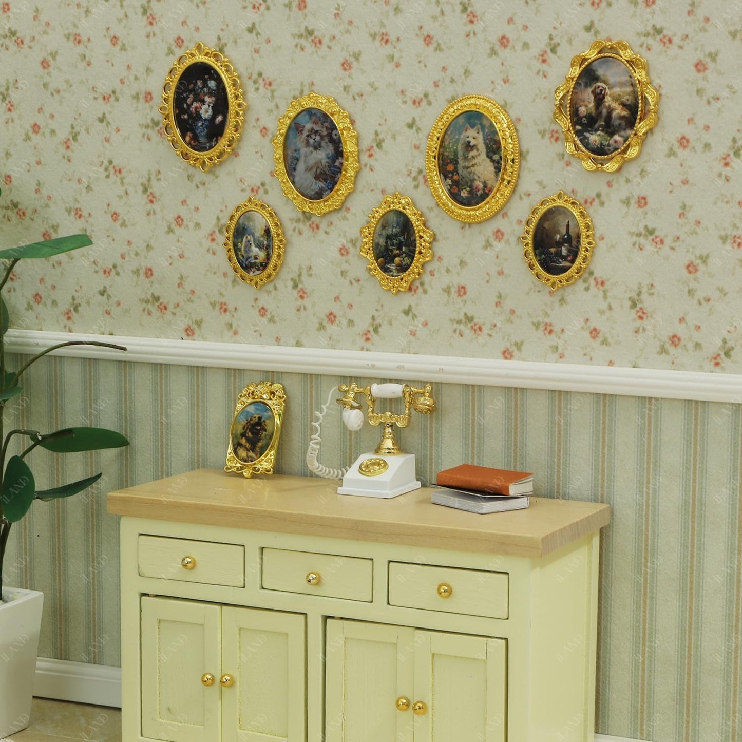 iLAND 1/12 Scale Tiny Frames – 7 Frames + 14 Miniature Pictures | Golden Tiny Frame Art for Dollhouses