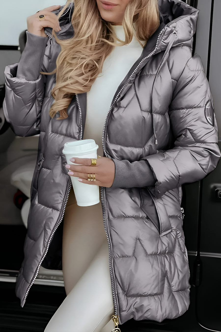 Mageina | Elegant Winter Coat With Hood And Padding