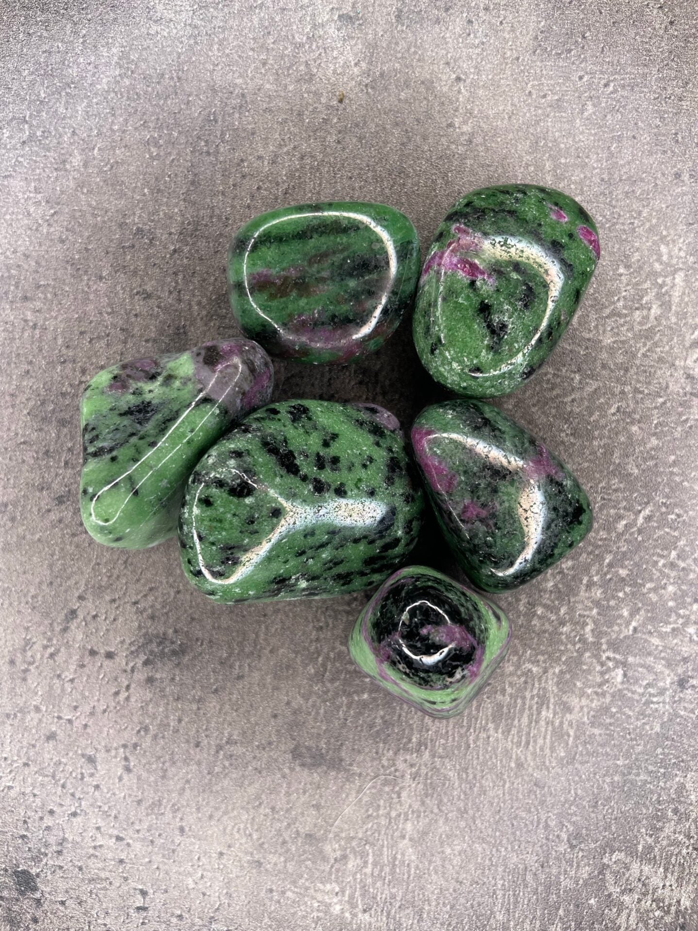 Ruby zoisite - Tumblestone
