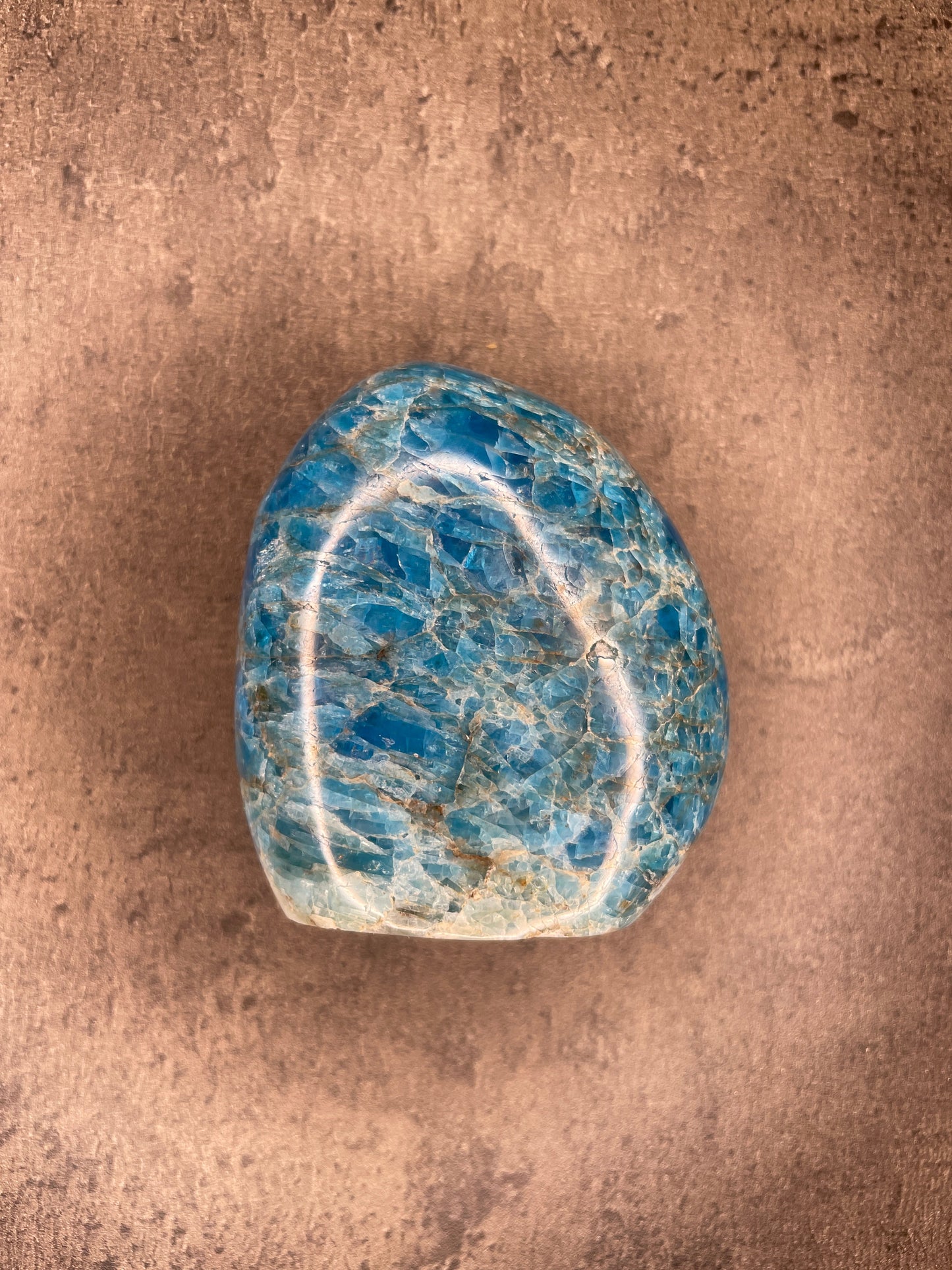 Apatite - Free form